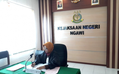 KEJAKSAAN NEGERI NGAWI MELAKUKAN SIDANG ONLINE