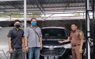 PENGEMBALIAN BARANG BUKTI PERKARA PENCURIAN TERPIDANA An. MUHAMMAD JOHARI ALS ARI BIN SUPARDI DKK