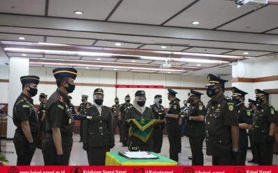 PENGAMBILAN SUMPAH JABATAN, PELANTIKAN DAN SERAH TERIMA JABATAN KEPALA KEJAKSAAN NEGERI NGAWI