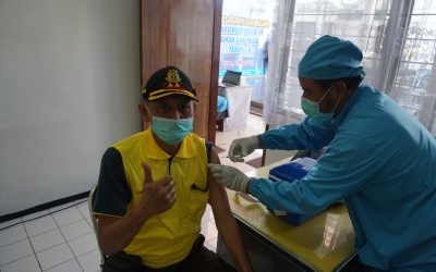 PELAKSANAAN VAKSINASI TAHAP DUA (2) PADA KEJAKSAAN NEGERI NGAWI