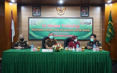 IN HOUSE TRAINING PELAYANAN PRIMA DENGAN NARASUMBER DARI BANK JATIM CABANG NGAWI
