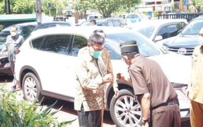 KUNJUNGAN KERJA KOMISI III DPR RI BAPAK JOHAN BUDI SAPTO PRIBOWO PADA KEJARI NGAWI