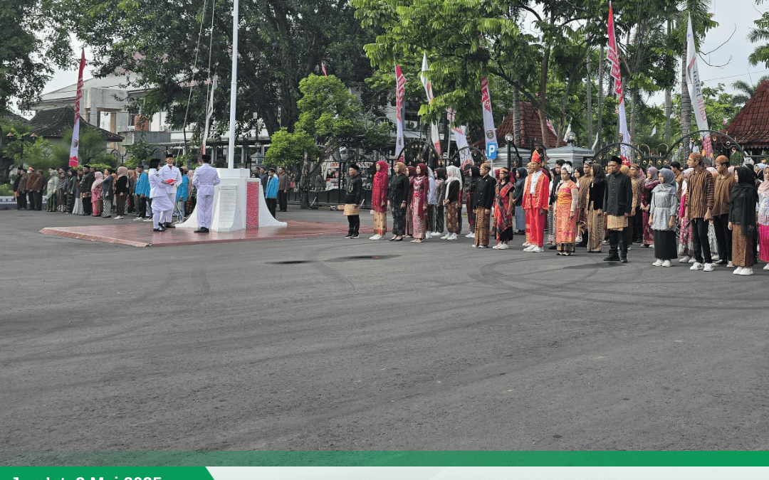 Upacara Peringatan Hari Pendidikan Nasional 2025 Kabupaten Ngawi